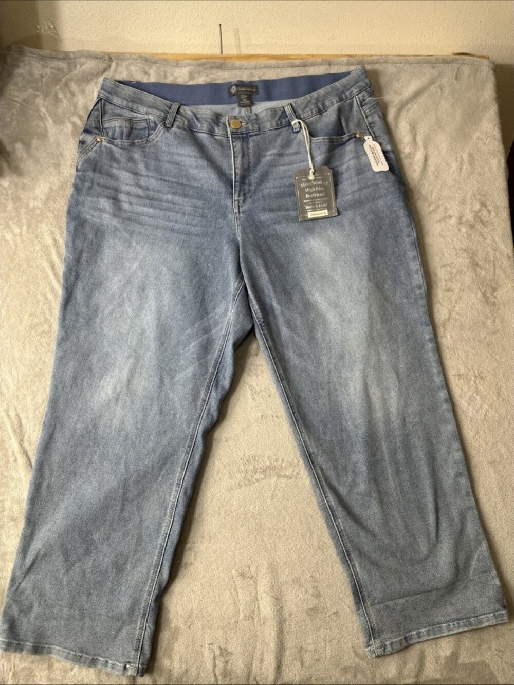 Democracy Womens High Rise Boyfriend Jeans Ab Technology Light Wash 22W NWT